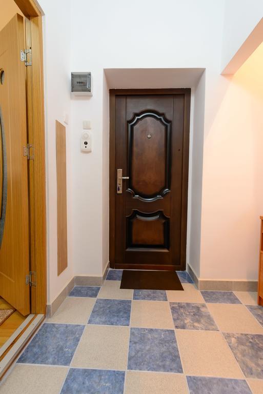 7 Vise Studio Lägenhet Galaţi Exteriör bild